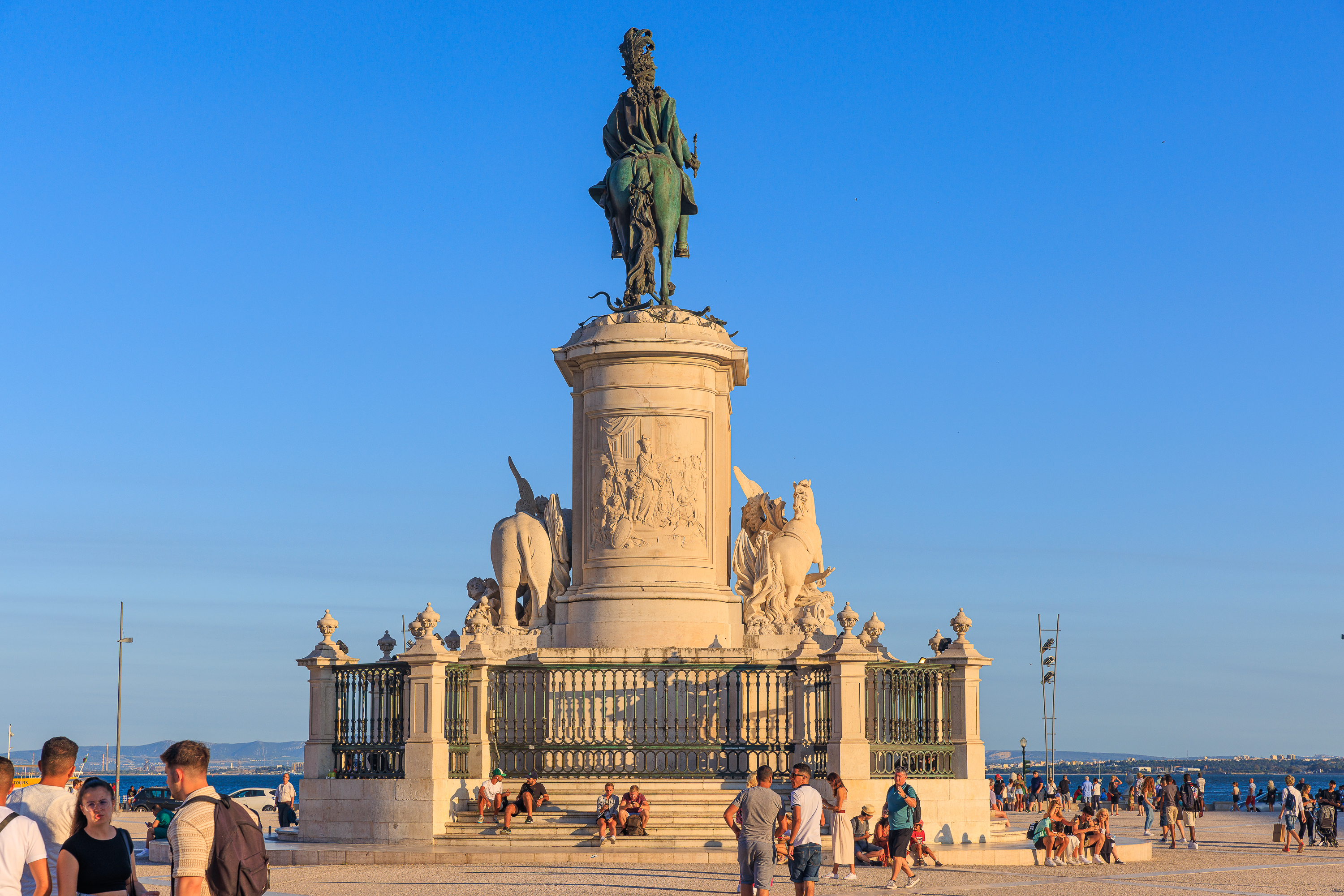 Praca de la Commercia